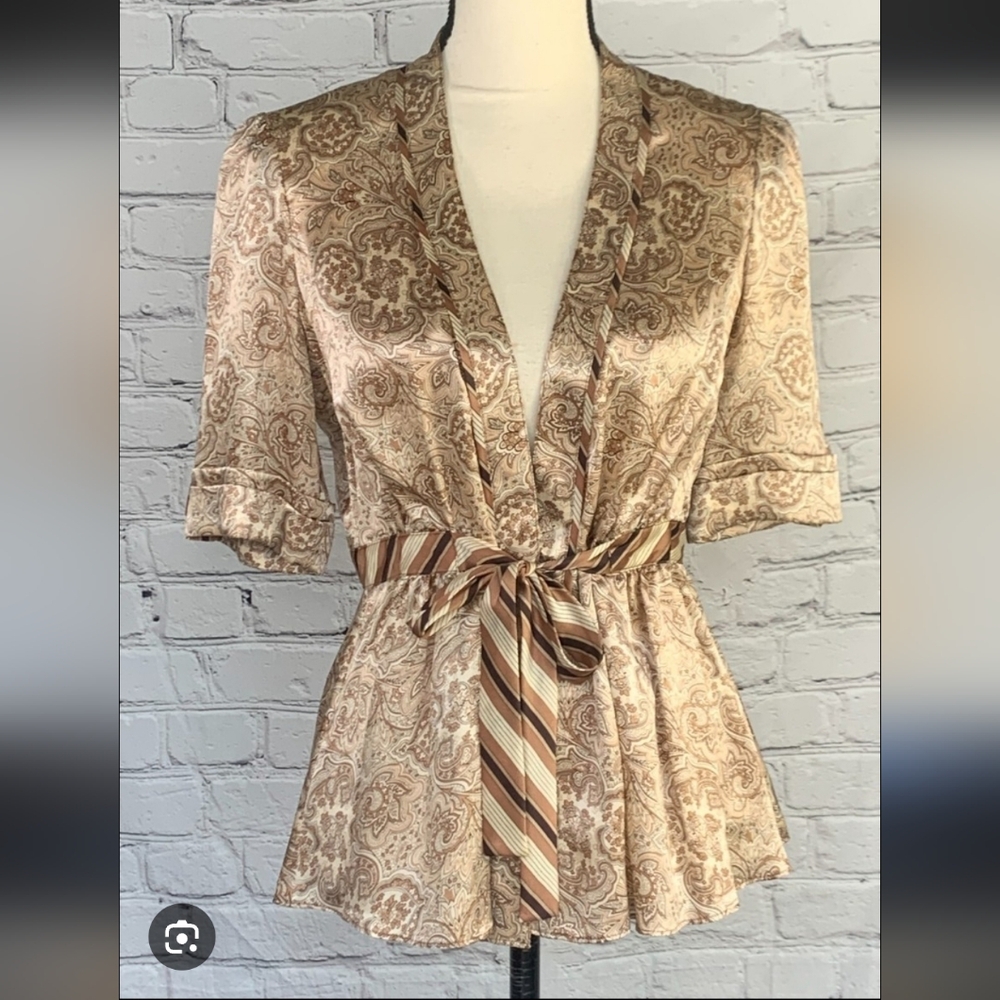 BCBG Silk Paisley Wrap Top Small - Picture 2 of 14